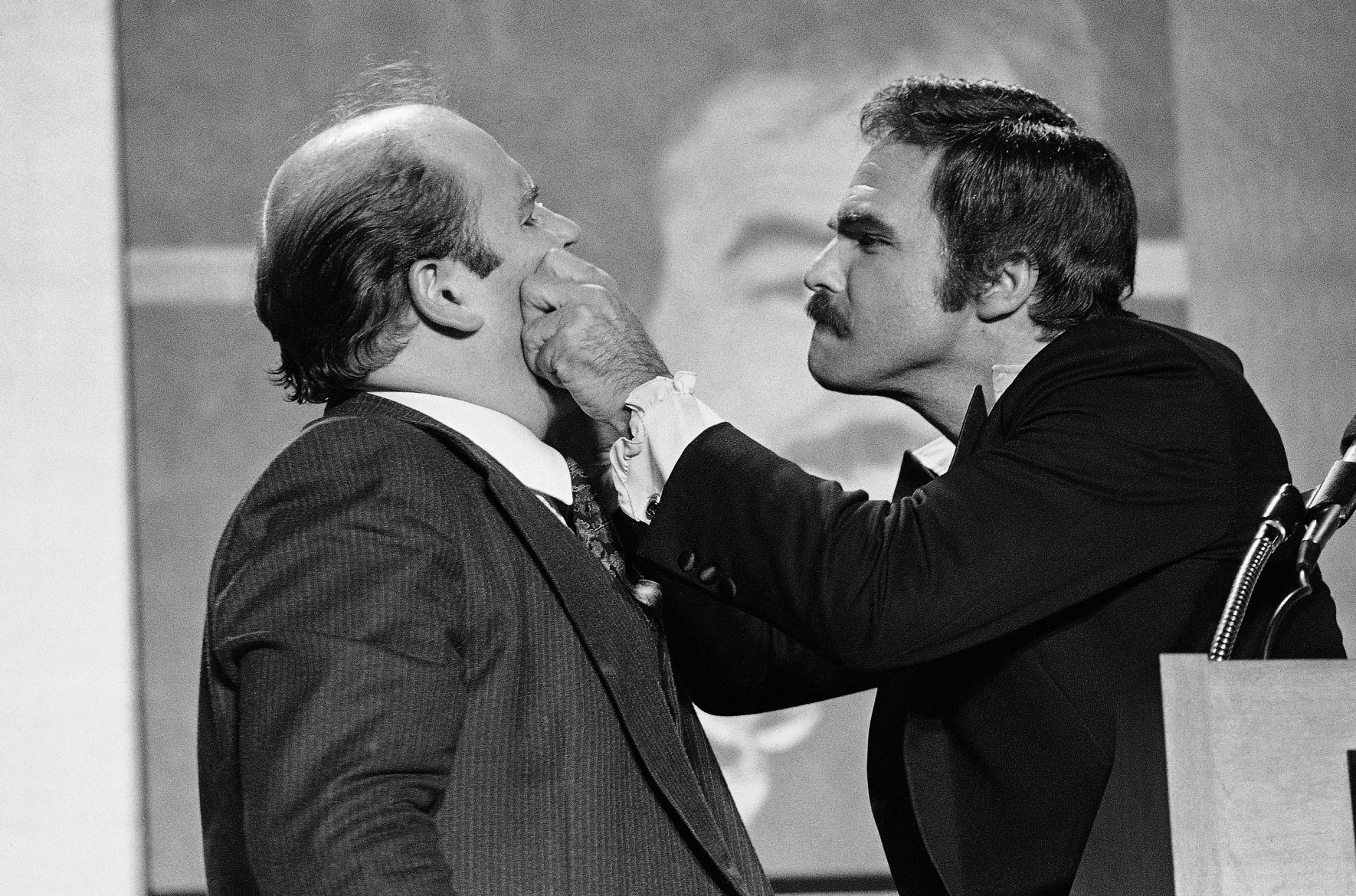 Dom DeLuise, Burt Reynolds, 1977
